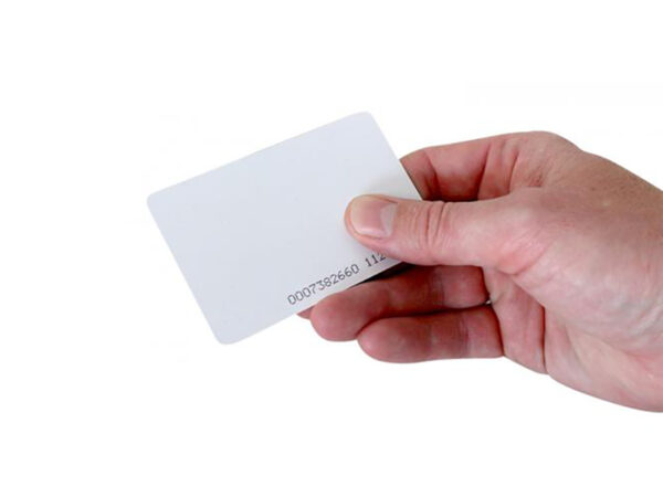 Cards and transponders - Image 4